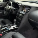 Infiniti QX70 3.7 V6 Navi – Innenraum vorn (6)