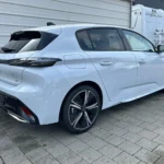 Peugeot 308 Hybrid 145 GT – Seitenansicht rechts