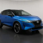 Nissan Qashqai N-Design 2026 im Showroom der Autofabrik Bodensee (KI-generiertes Beispielbild)