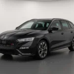 Skoda Octavia Kombi RS 2026 im Showroom der Autofabrik Bodensee (KI-generiertes Beispielbild)