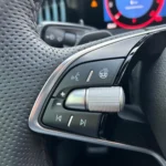 Skoda Superb Kombi Sportline 2.0 – Lenkrad-Bedientasten