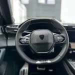 Peugeot 308 Hybrid 145 GT – Lenkrad und Instrumente