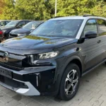 Citroen C3 Aircross MAX Hybrid 145 – Frontansicht schräg von der gegenüberliegenden Seite